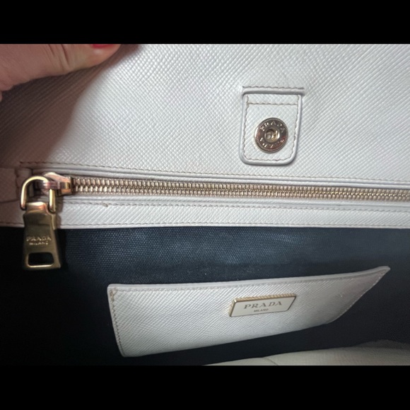 Prada Canapa Saffino Leather Large Tote with Strap - Picture 13 of 16